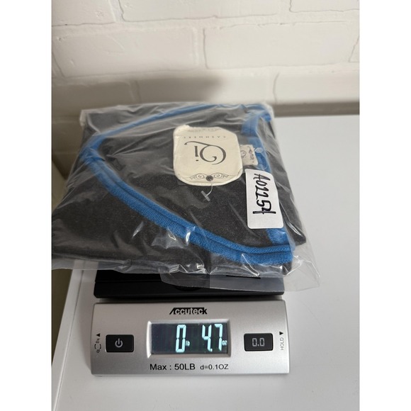 NWT Qi Cashmere Sweater Women Small Gray Blue Trim V Neck 100% Cashmere Pullover - Picture 8 of 16